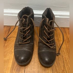 Sperry leather booties